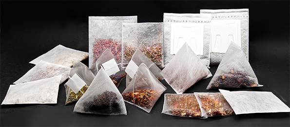 写真：茶葉の特徴、用途に対応した各種素材をご用意しています。